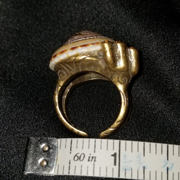 Costume Jewelry seashell design ring - Picture 9 of 12